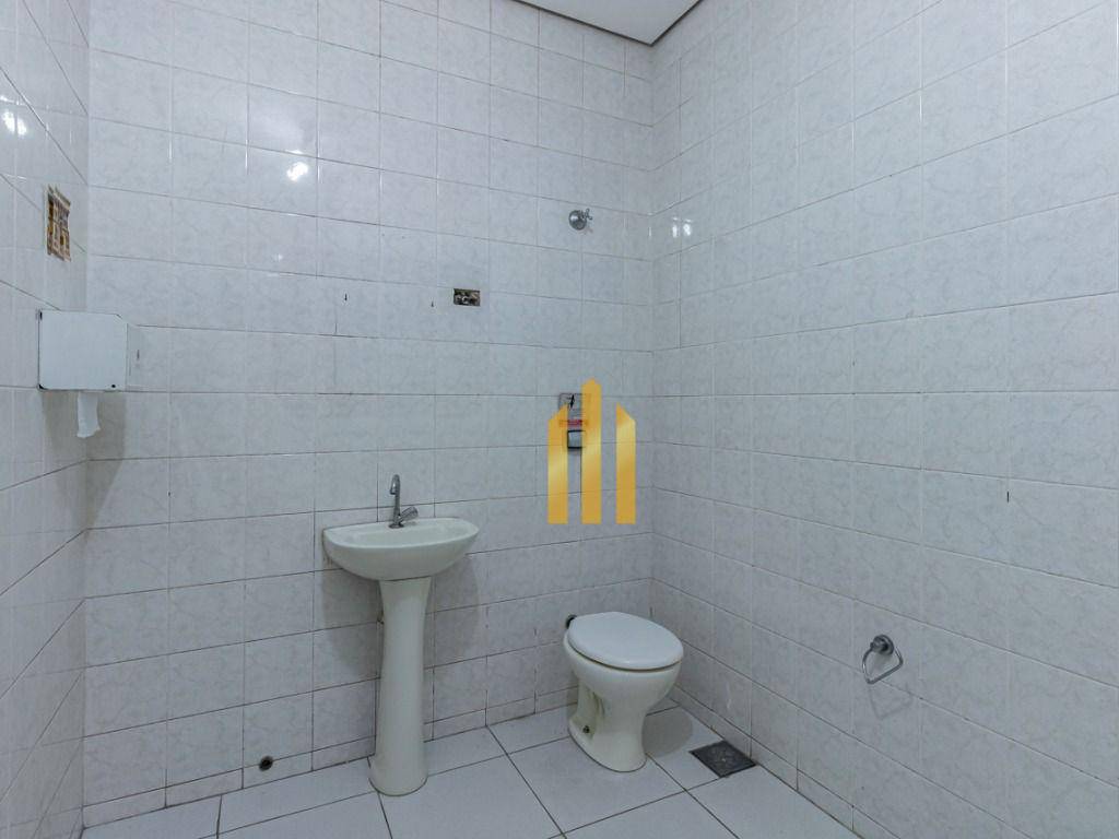 Sobrado à venda com 8 quartos, 227m² - Foto 26