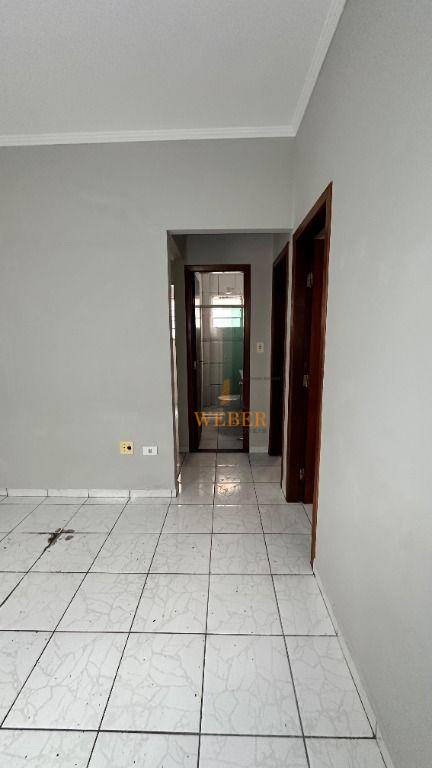 Apartamento à venda com 2 quartos, 44m² - Foto 2