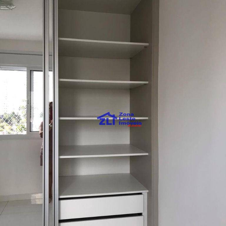 Apartamento à venda e aluguel com 2 quartos, 60m² - Foto 4