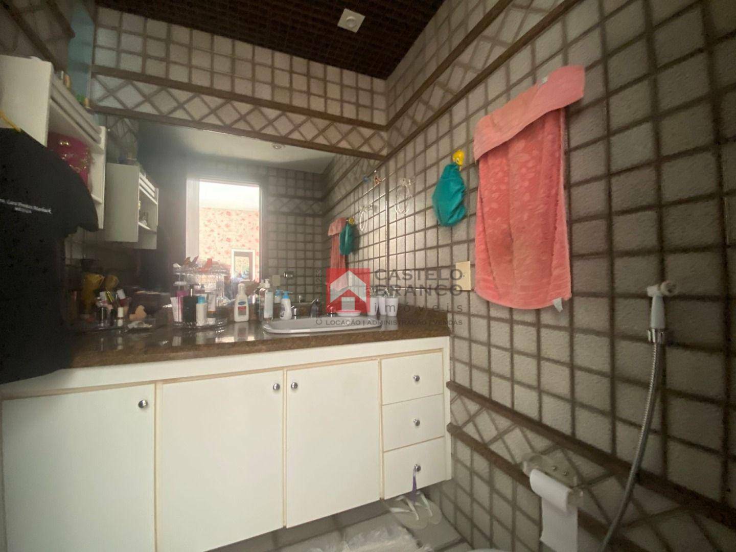 Apartamento à venda com 4 quartos, 225m² - Foto 16
