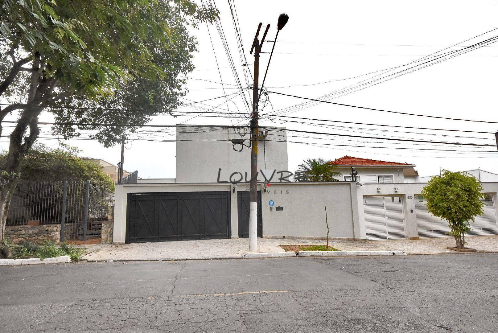 Casa à venda com 3 quartos, 356m² - Foto 1