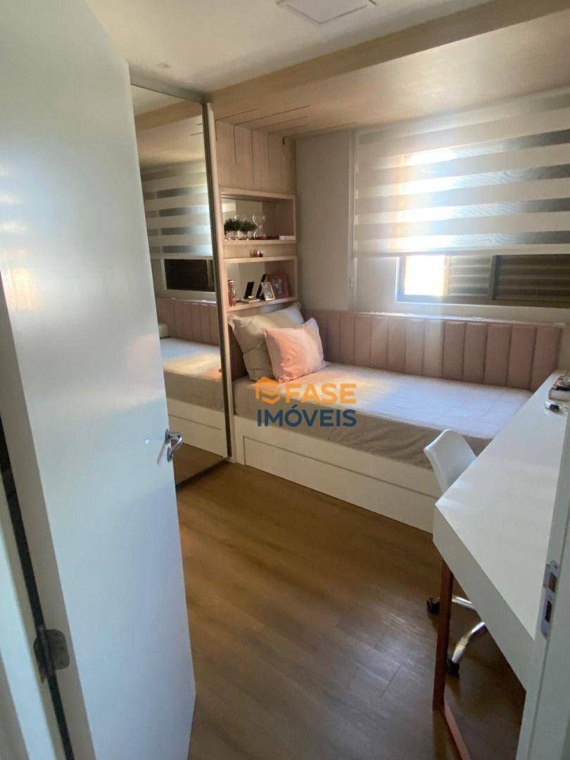 Apartamento à venda com 3 quartos, 166m² - Foto 12