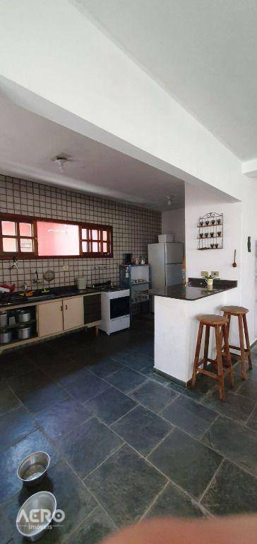 Casa à venda com 4 quartos, 150m² - Foto 18
