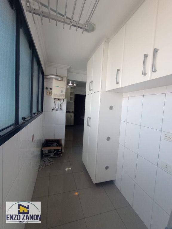 Apartamento para alugar com 3 quartos, 90m² - Foto 10