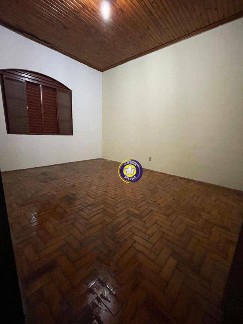 Casa para alugar com 3 quartos, 250M2 - Foto 2
