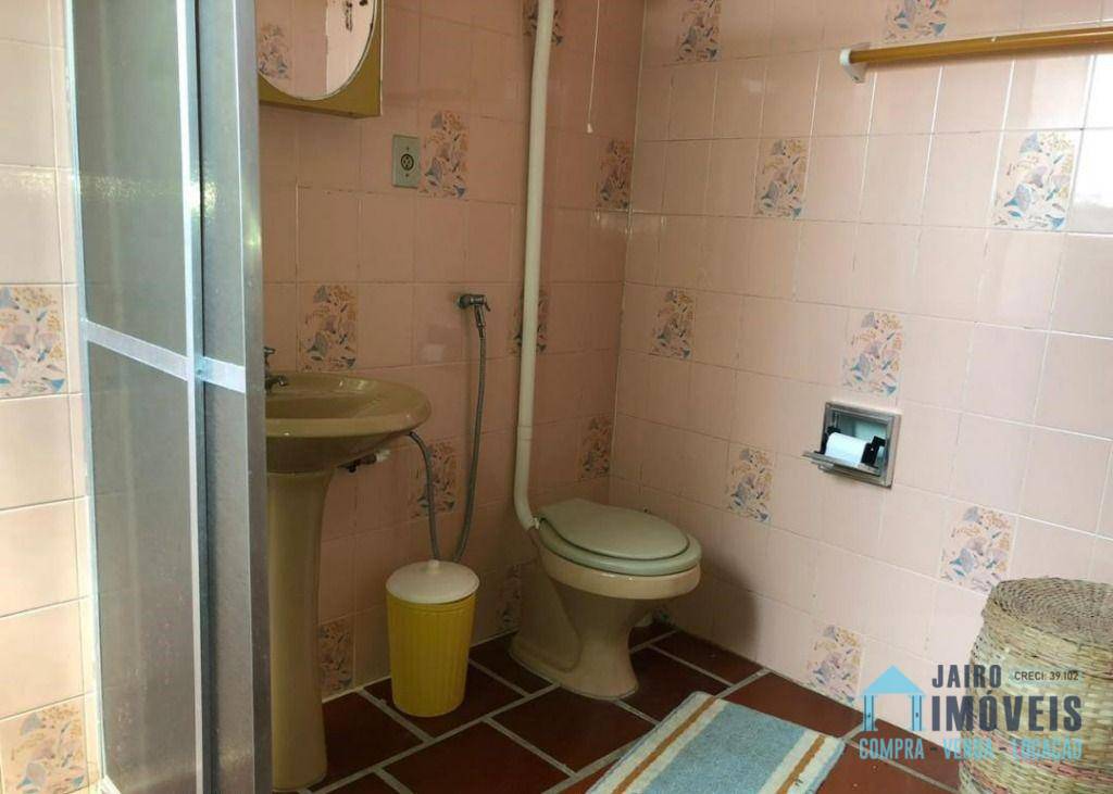 Casa à venda com 4 quartos, 249m² - Foto 13