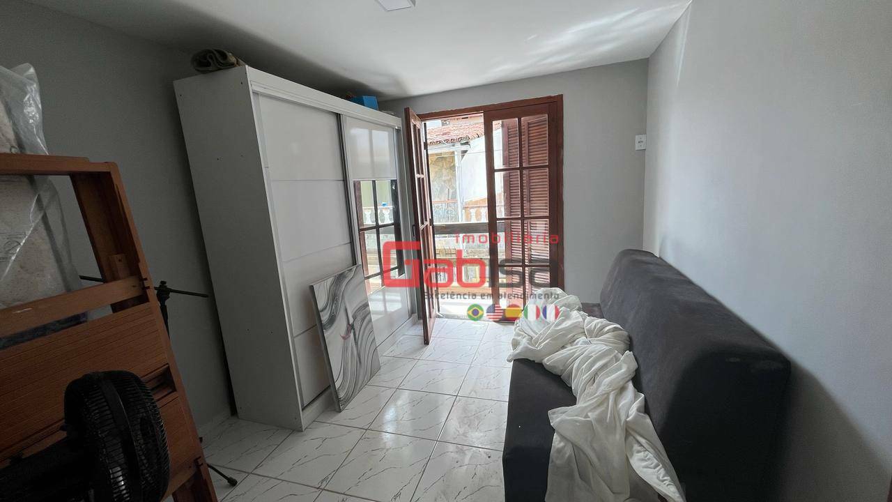 Casa à venda com 5 quartos, 151m² - Foto 17