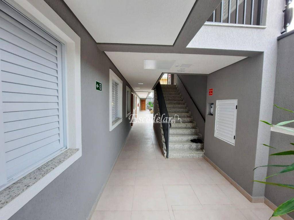 Apartamento à venda com 2 quartos, 42m² - Foto 4