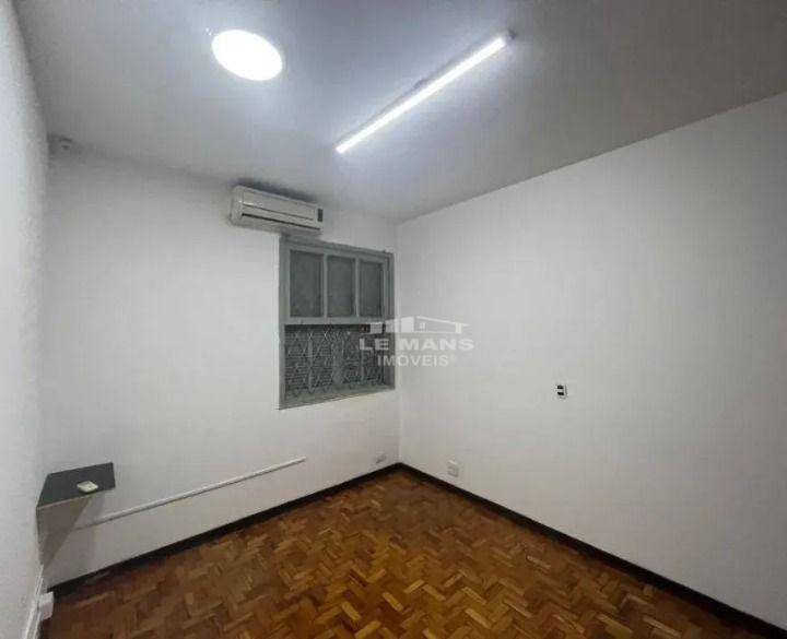 Casa para alugar com 3 quartos, 210m² - Foto 14