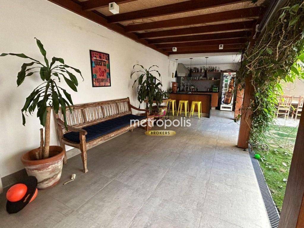 Casa à venda com 4 quartos, 266m² - Foto 30