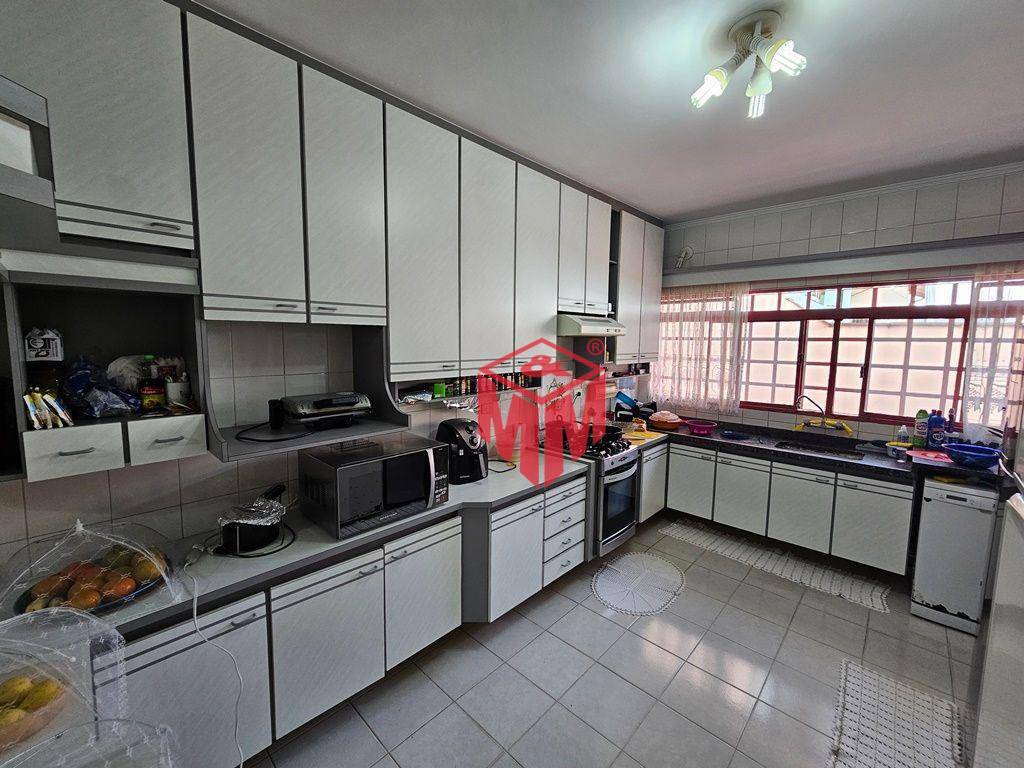 Sobrado à venda com 4 quartos, 362m² - Foto 36