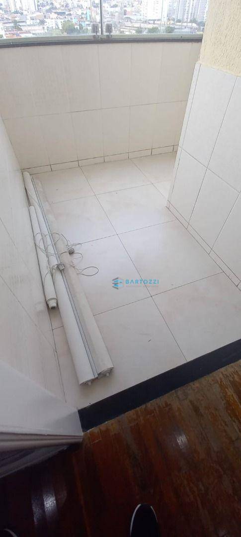 Apartamento à venda com 2 quartos, 65m² - Foto 12