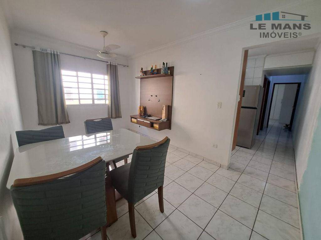 Apartamento para alugar com 2 quartos, 64m² - Foto 1