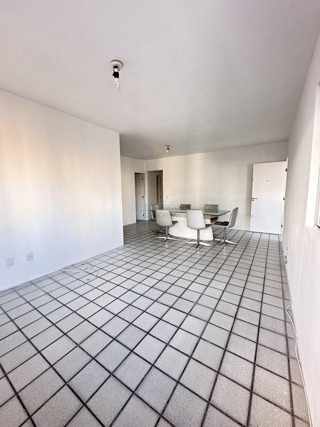 Apartamento para alugar com 3 quartos, 105m² - Foto 4