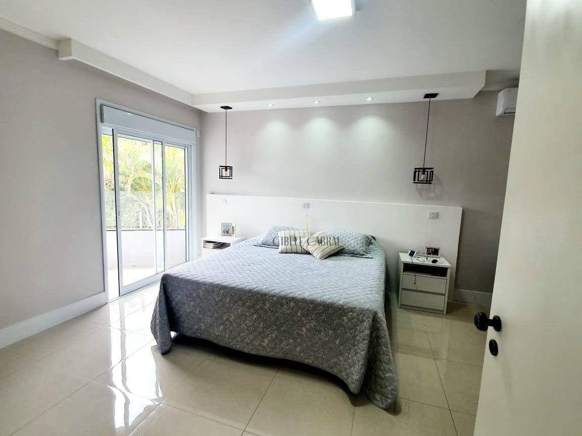 Casa de Condomínio à venda e aluguel com 3 quartos, 306m² - Foto 23