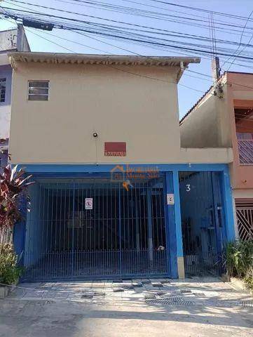 Sobrado à venda com 4 quartos, 180m² - Foto 1