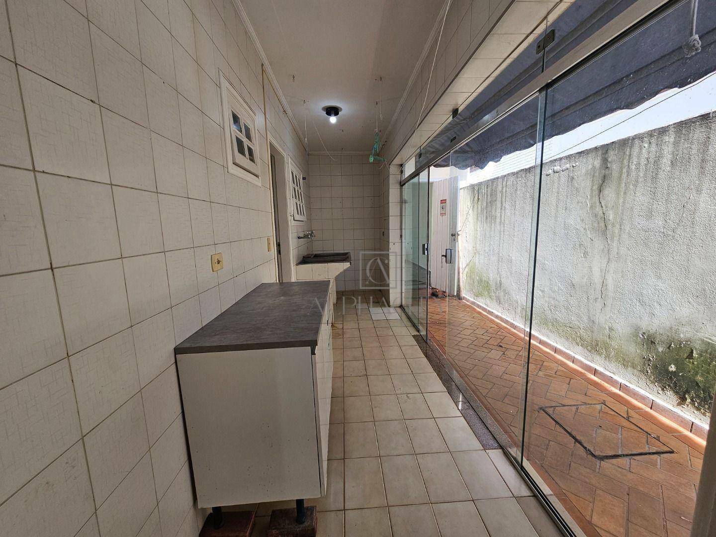 Casa de Condomínio à venda com 4 quartos, 340m² - Foto 14