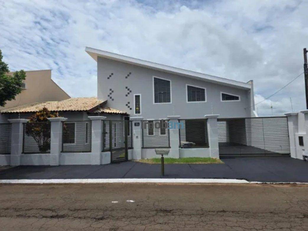 Sobrado, 5 quartos, 300 m² - Foto 1