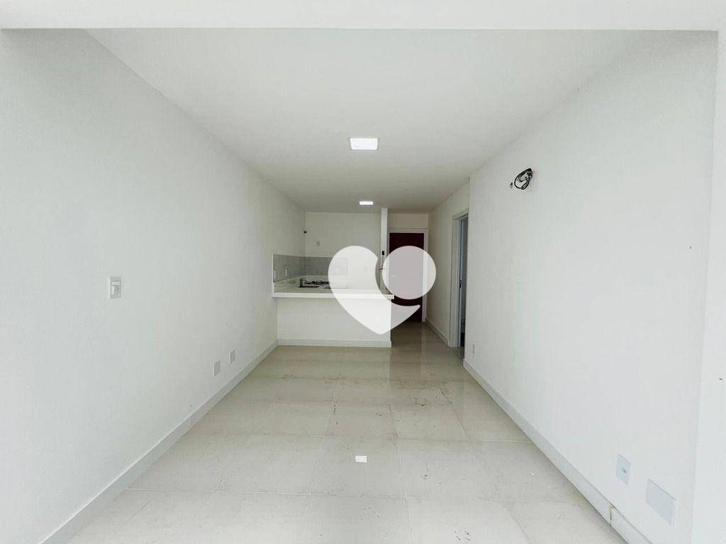 Apartamento à venda com 2 quartos, 60m² - Foto 4