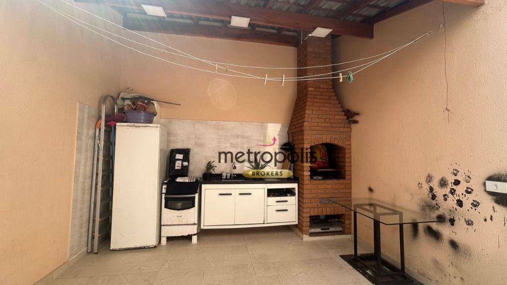 Sobrado à venda com 3 quartos, 210m² - Foto 13