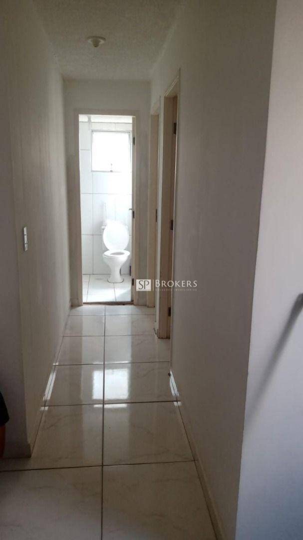 Apartamento à venda com 2 quartos, 45m² - Foto 3