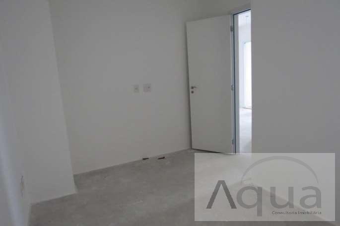 Apartamento à venda com 2 quartos, 67m² - Foto 15