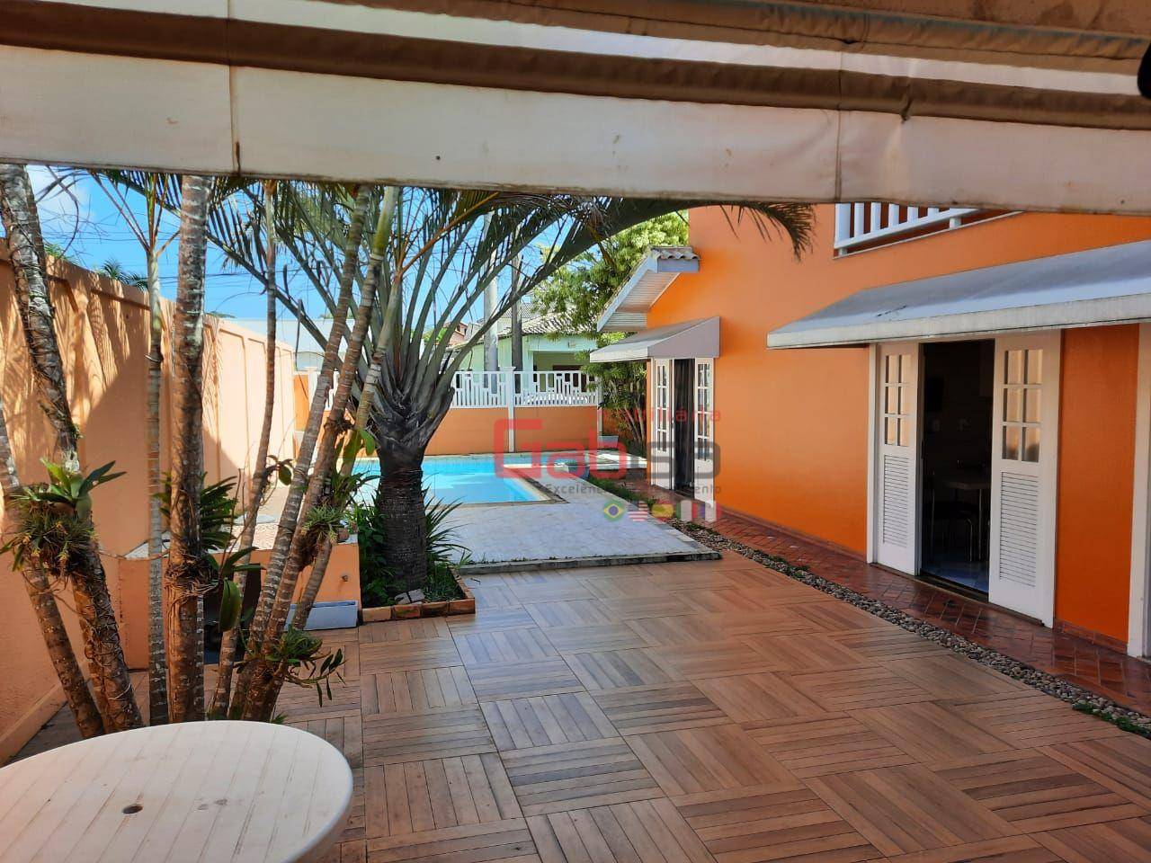 Casa de Condomínio à venda com 5 quartos, 250m² - Foto 4