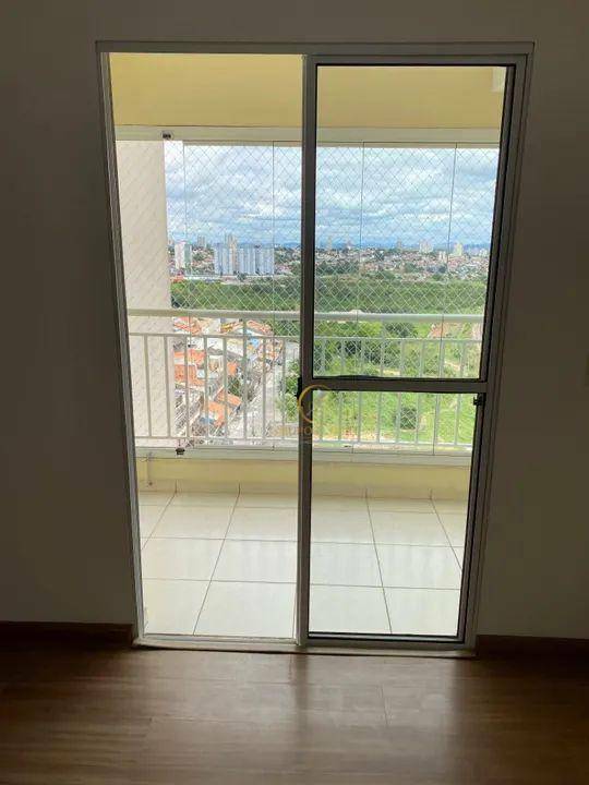 Apartamento à venda com 3 quartos, 61m² - Foto 2