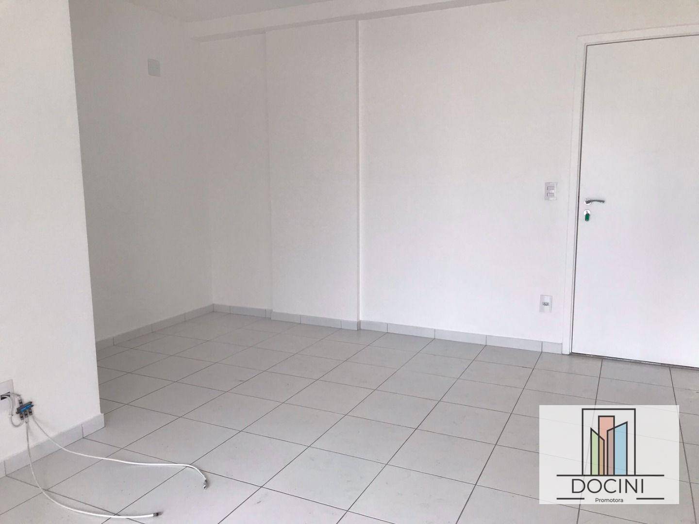 Apartamento à venda com 2 quartos, 67m² - Foto 9