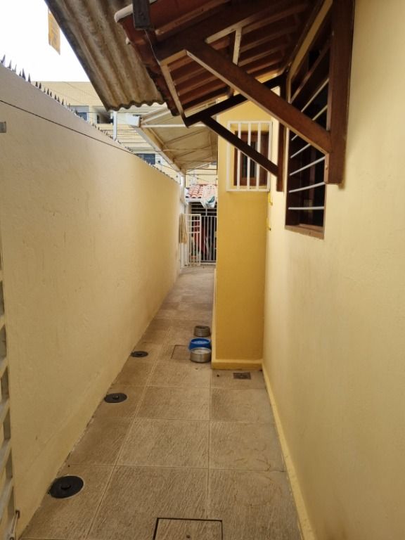 Casa de Condomínio à venda com 3 quartos, 233m² - Foto 18