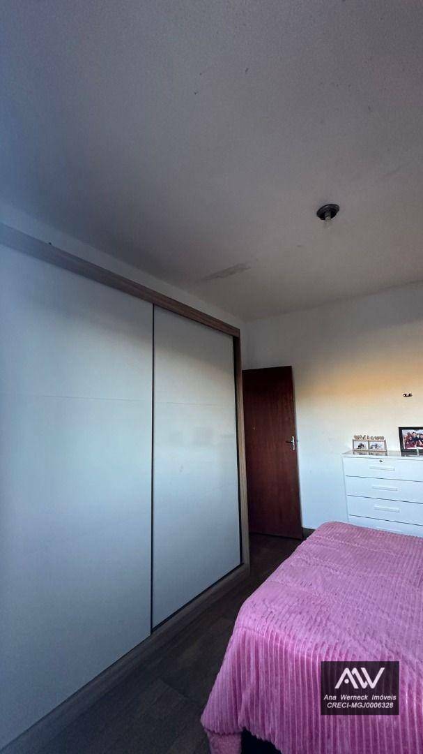Casa à venda com 2 quartos, 100m² - Foto 9