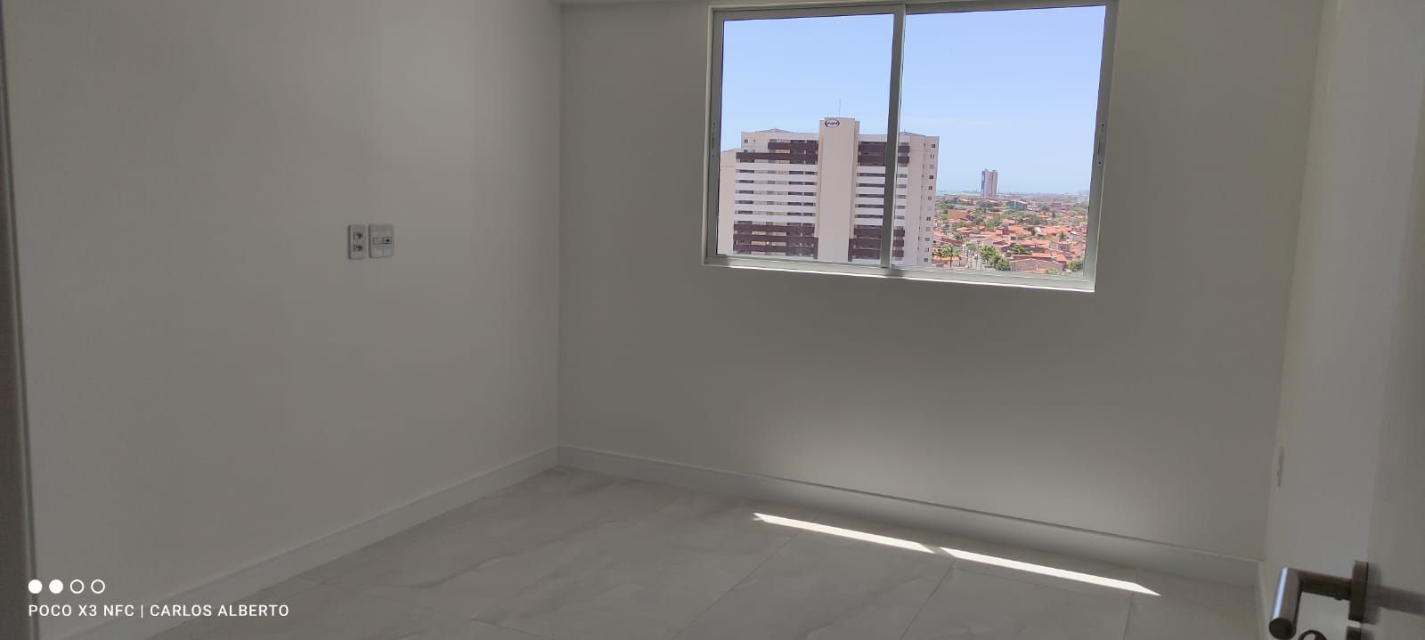 Apartamento para alugar com 3 quartos, 94m² - Foto 11