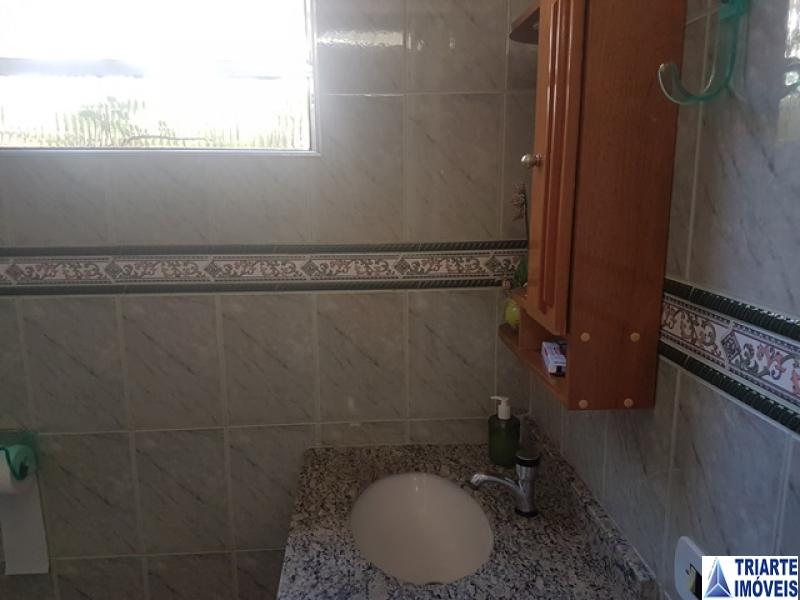 Casa à venda com 4 quartos, 109m² - Foto 18