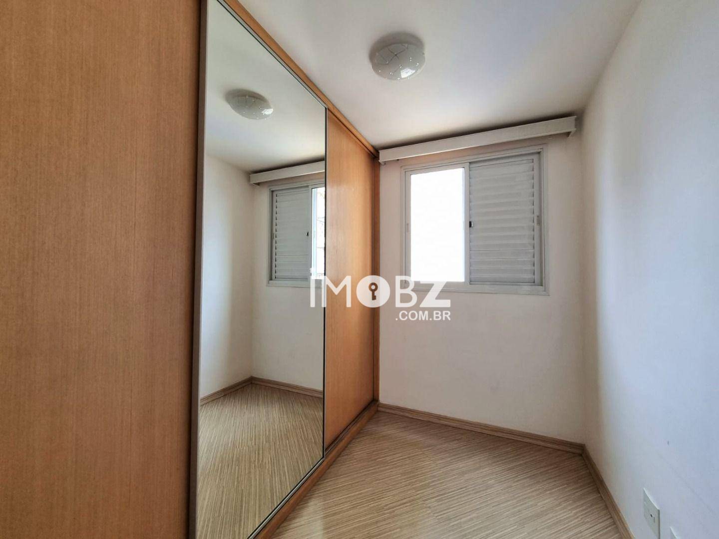 Apartamento à venda com 2 quartos, 64m² - Foto 12