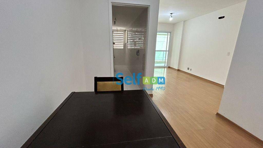 Apartamento para alugar com 1 quarto, 58m² - Foto 8