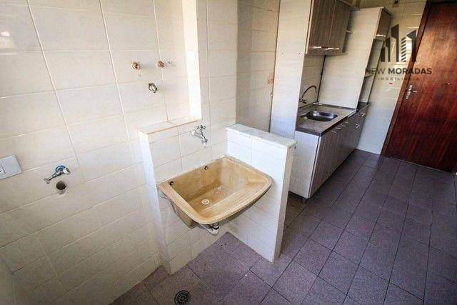 Apartamento à venda com 3 quartos, 75m² - Foto 3