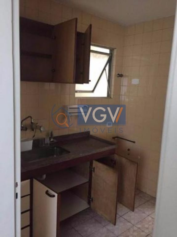 Apartamento à venda com 3 quartos, 68m² - Foto 6