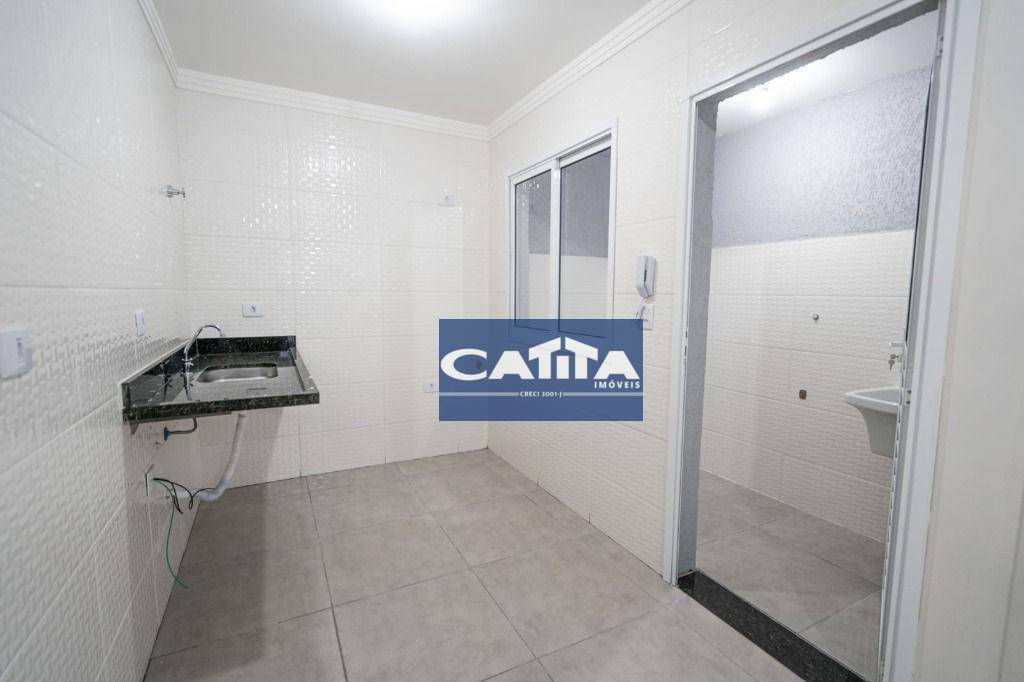 Sobrado à venda com 2 quartos, 65m² - Foto 5