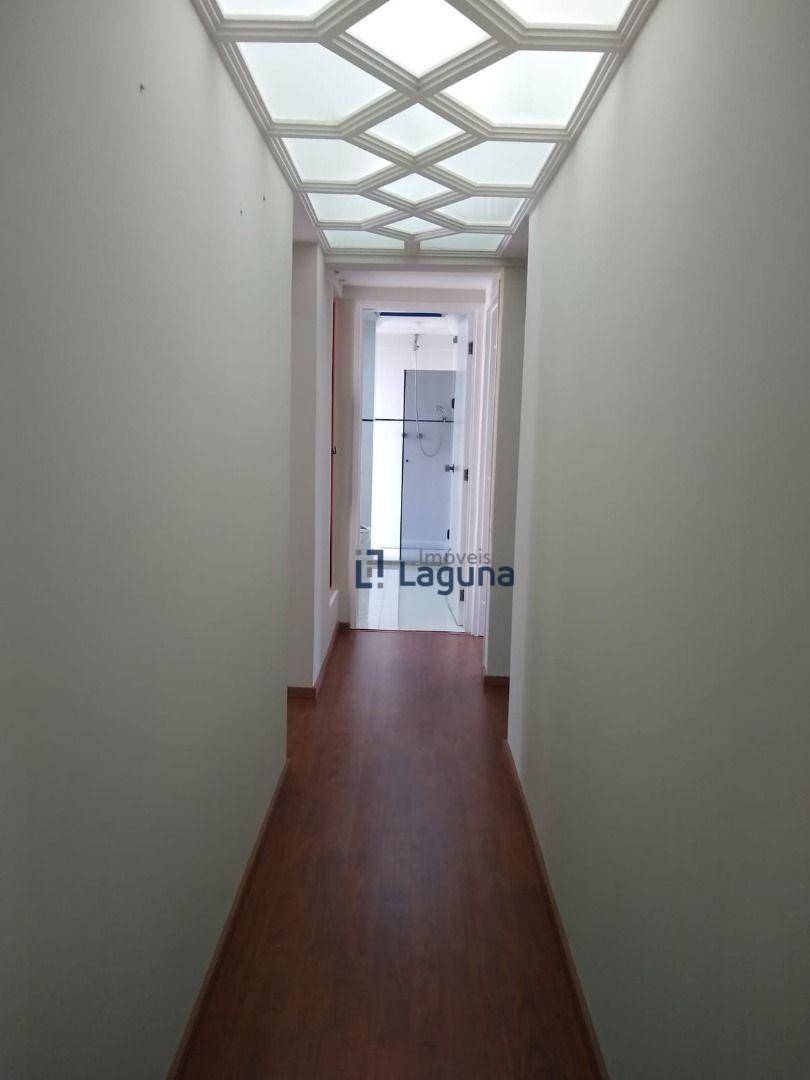 Apartamento à venda com 3 quartos, 180m² - Foto 10