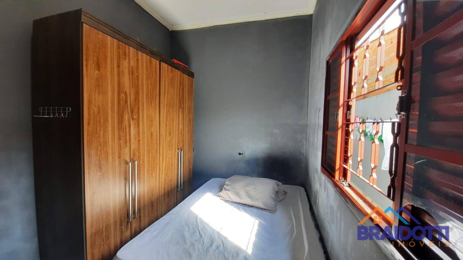 Casa à venda com 2 quartos, 105m² - Foto 6