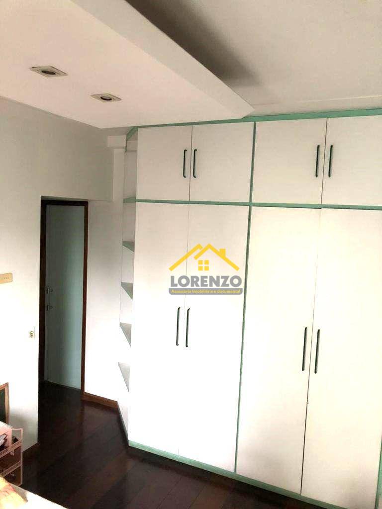 Apartamento à venda com 3 quartos, 225m² - Foto 14