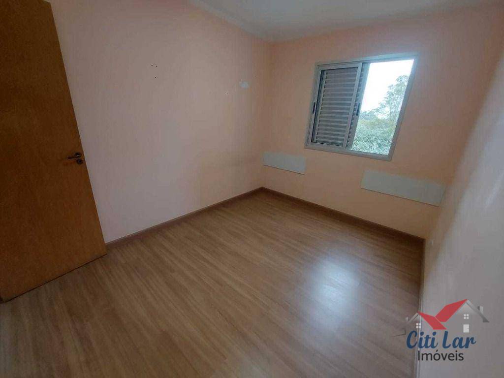 Apartamento à venda com 2 quartos, 62m² - Foto 13