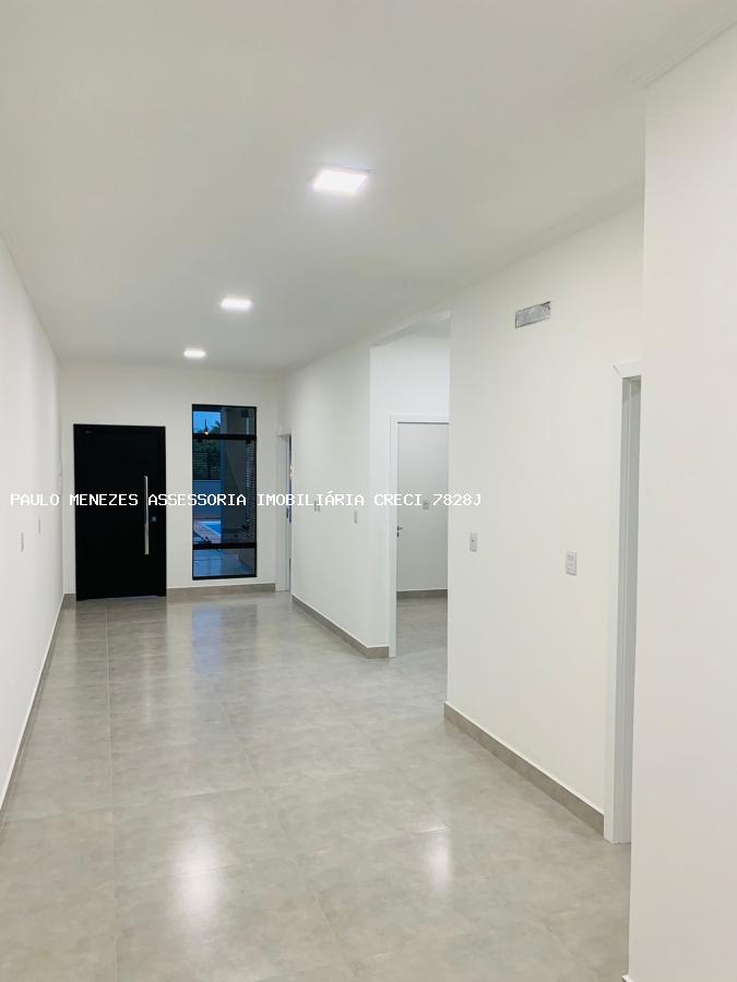 Casa à venda com 3 quartos, 180m² - Foto 10