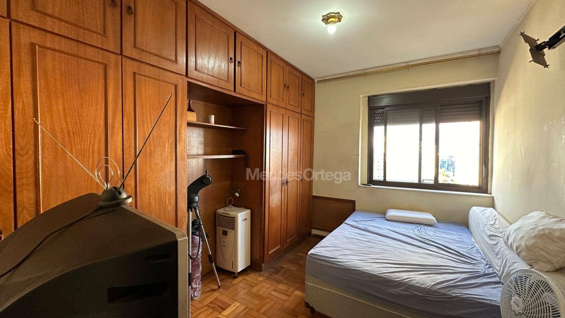 Apartamento à venda com 2 quartos, 143m² - Foto 10