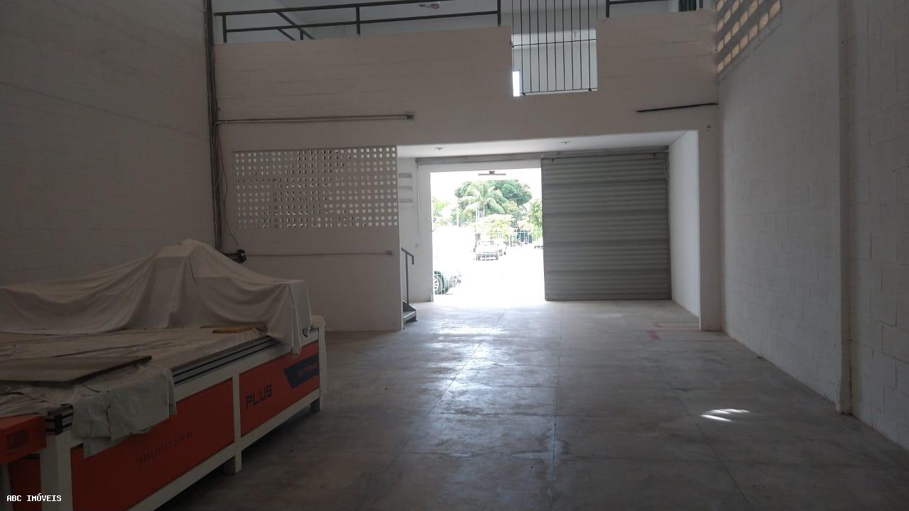 Depósito-Galpão-Armazém à venda com 1 quarto, 300m² - Foto 17