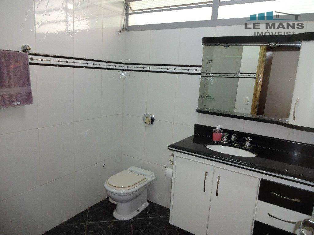 Casa à venda com 3 quartos, 183m² - Foto 22