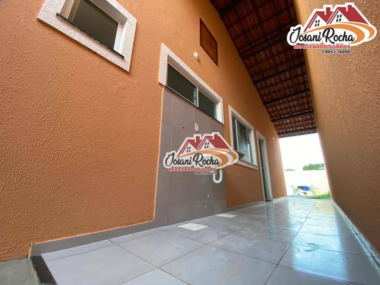 Casa à venda com 2 quartos, 80m² - Foto 4