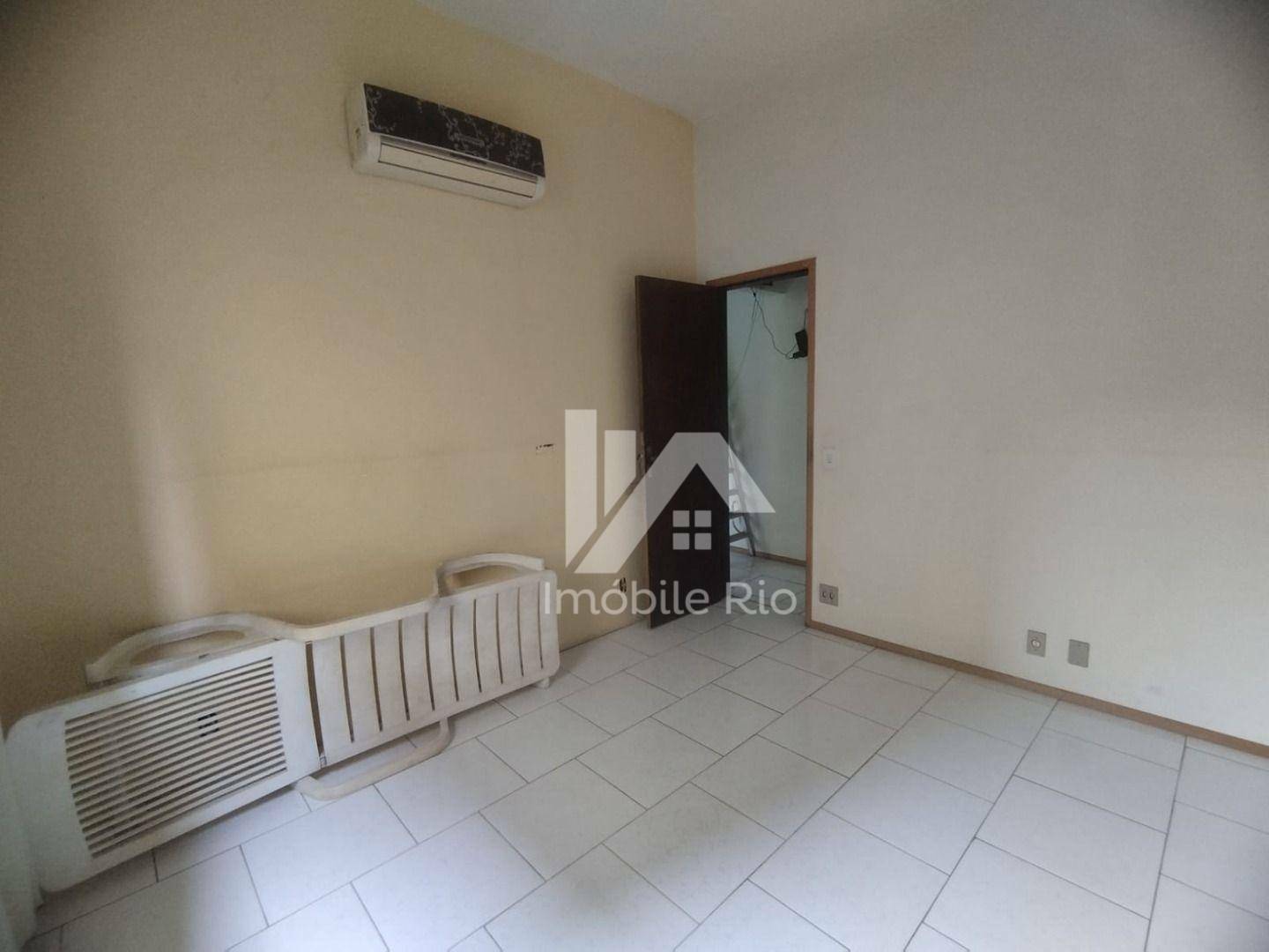 Casa à venda com 3 quartos, 258m² - Foto 16
