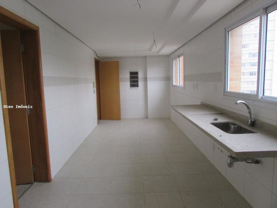 Apartamento à venda com 3 quartos, 187m² - Foto 9