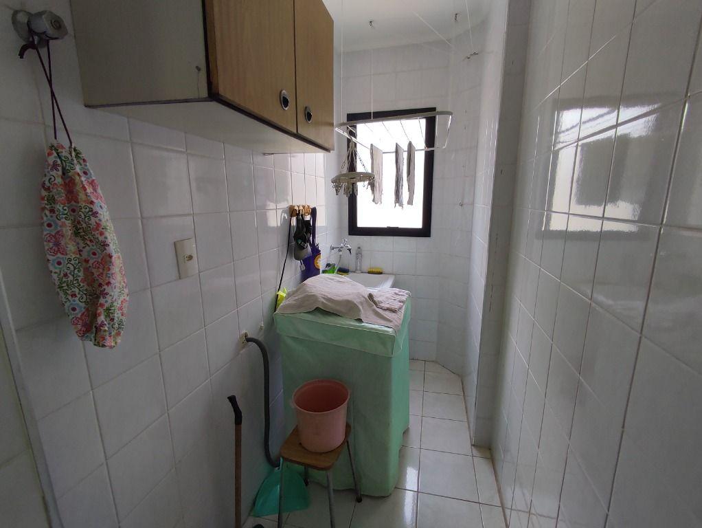 Apartamento à venda com 1 quarto, 58m² - Foto 15